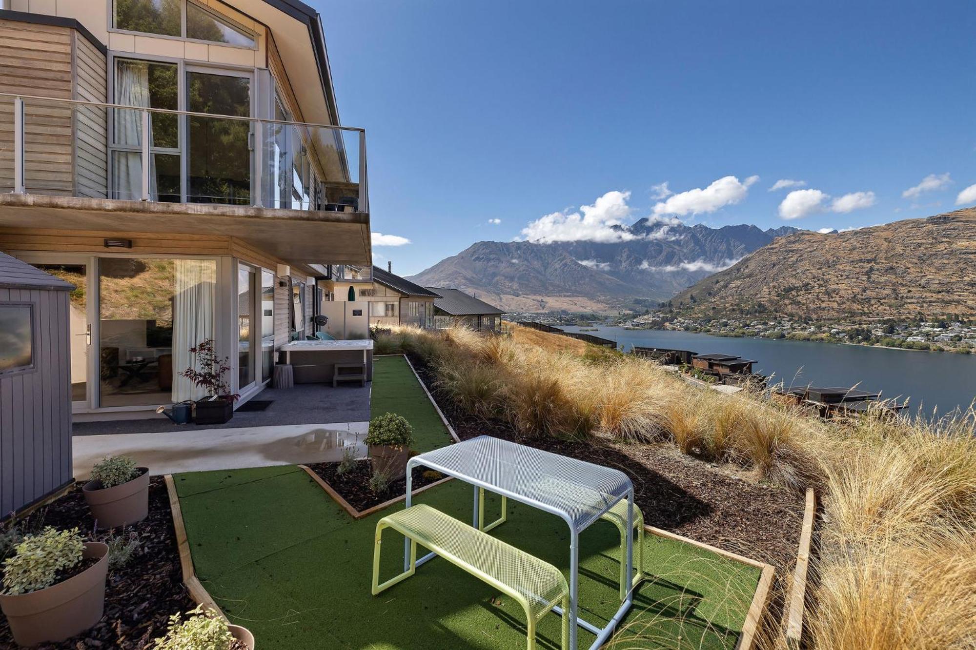 Lakeside Mountain Haven Queenstown Extérieur photo